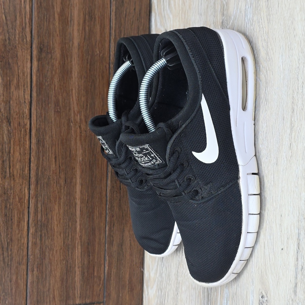 Nike SB Stefan Janoski Air Max Skateboard Sneaker Shoe Blk White Sz 6y/7.5 Women